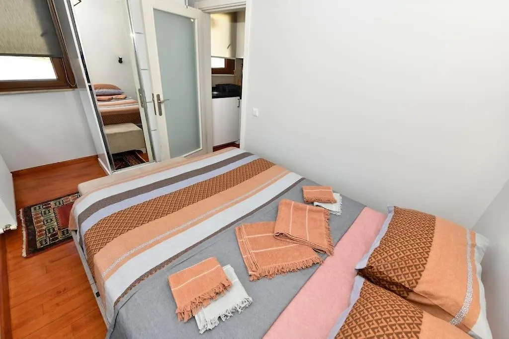 Taksim Private Terrace Close To Antique Store Galata Port Cihangir 伊斯坦布尔 公寓