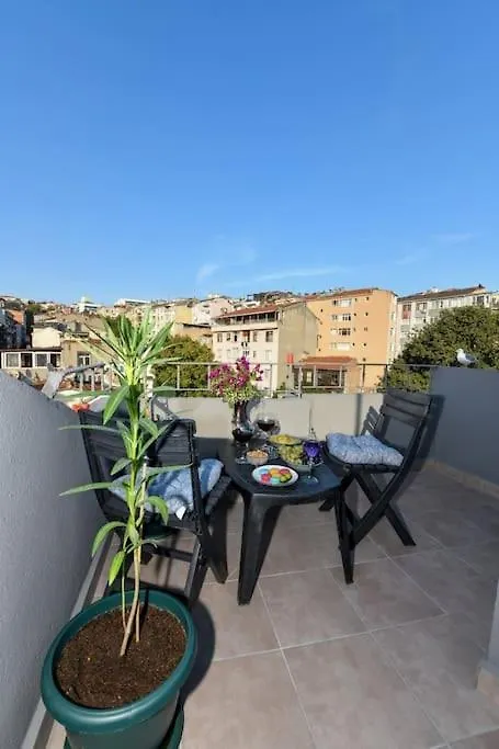 Taksim Private Terrace Close To Antique Store Galata Port Cihangir Istanbul Turkey
